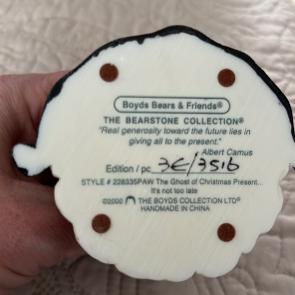 Boyd’s Bear Ghost of Christmas Present EUC in original box - Picture 2 of 3